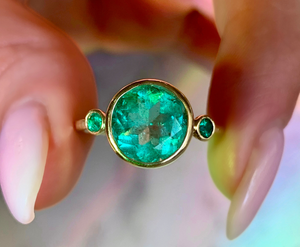 The Timeless Beauty of Emerald: A Personal Reflection on a Stone of Deep Richness