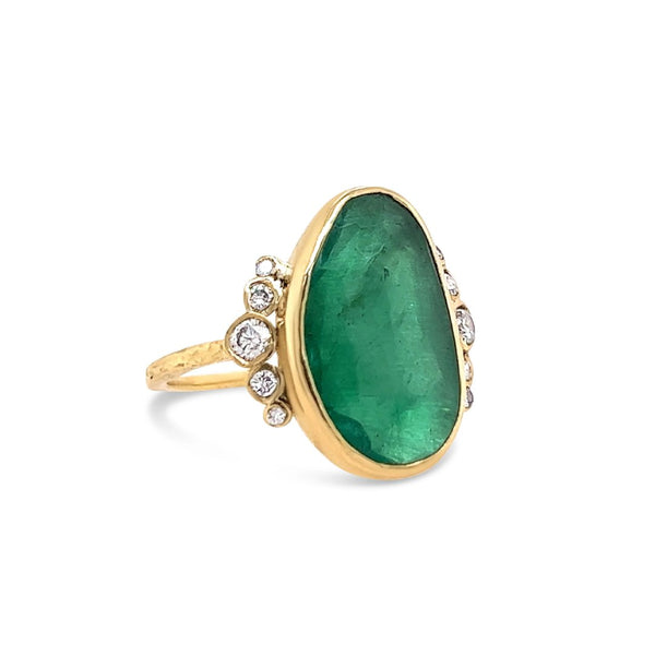 3 Carat Emerald Cocktail Ring in 18k Yellow Gold - Etsy Norway