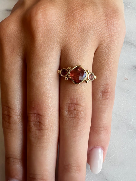 14k Oregon Sunstone Ring With Petite Rosecut Sunstones